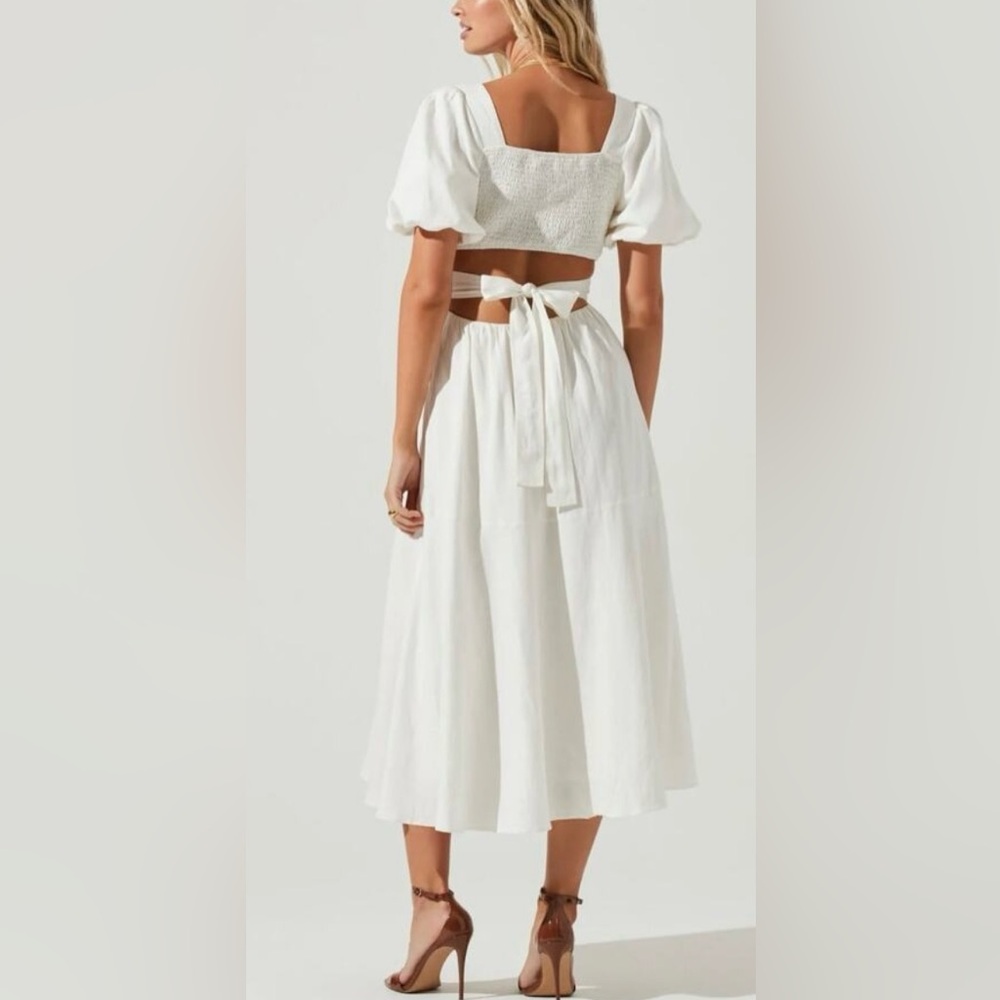 ASTR the Label Angeles Cutout Linen Blend Midi Dress